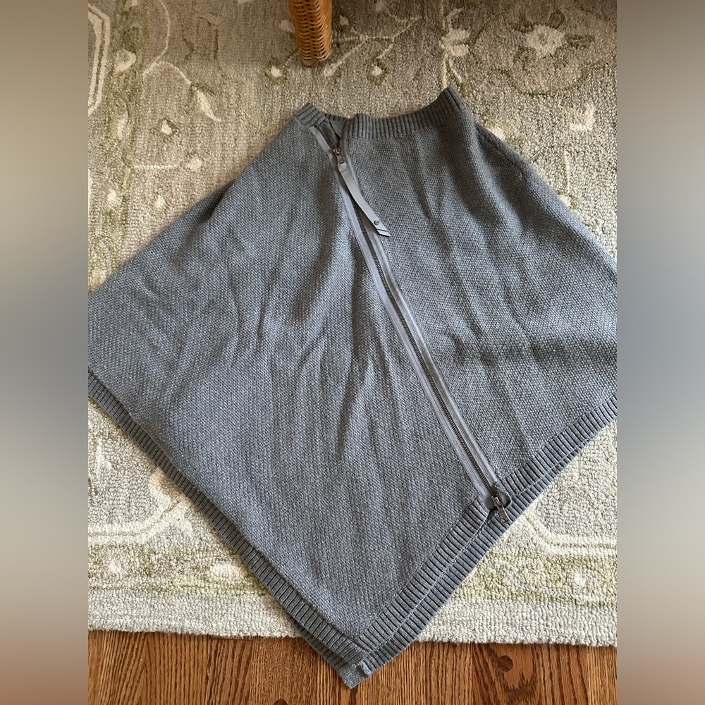 Lululemon sweater poncho